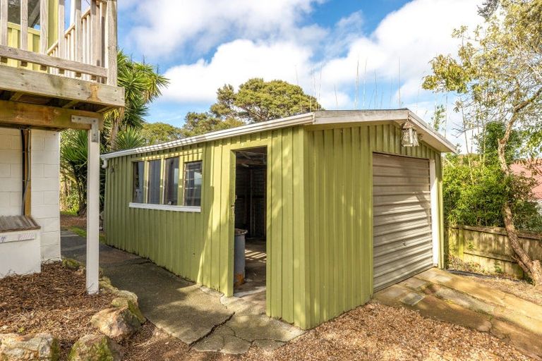 Photo of property in 39 Whakarite Road, Ostend, Waiheke Island, 1081