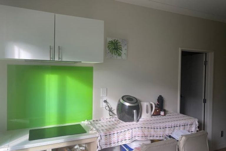 Photo of property in 14 Kerrykeel Drive, Flat Bush, Auckland, 2019