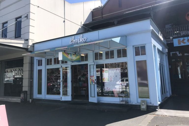 Photo of property in 53 Ponsonby Road, Karori, Wellington, 6012