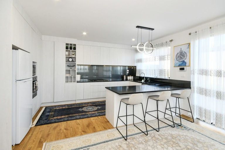 Photo of property in 22 Kirikiri Drive, Papakura, 2110