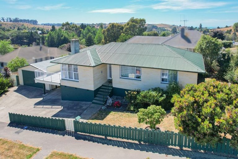 Photo of property in 1 Blyth Street, Holmes Hill, Oamaru, 9401