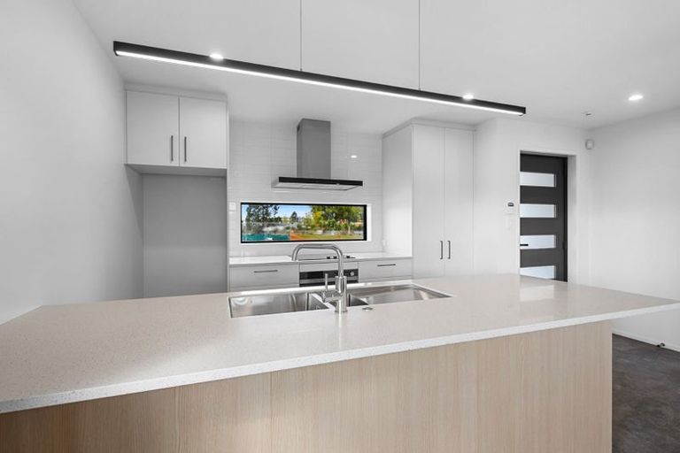 Photo of property in 36 Redbrook Road, Casebrook, Christchurch, 8051