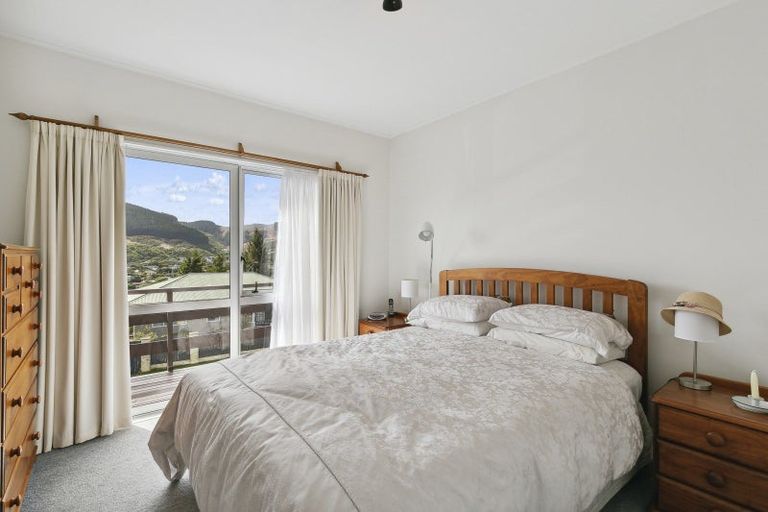 Photo of property in 56 Fyvie Avenue, Tawa, Wellington, 5028