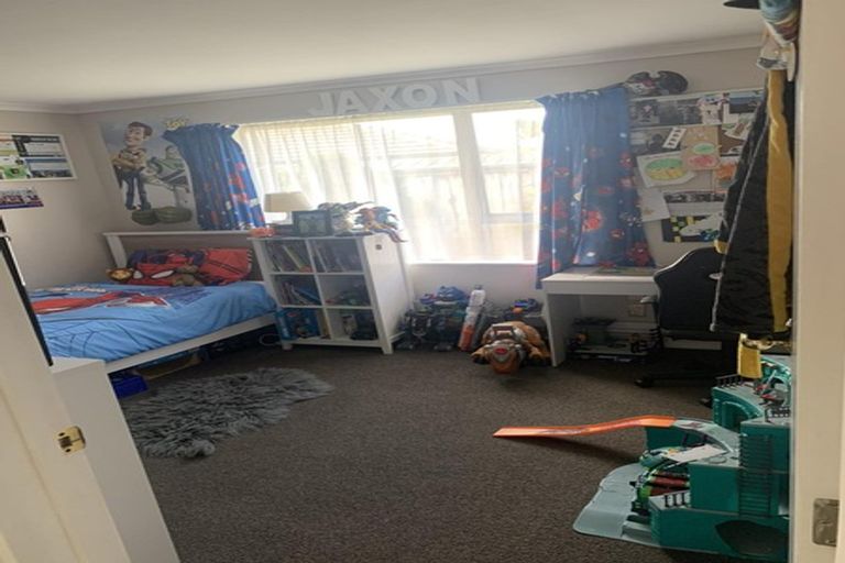 Photo of property in 9 Sandhurst Place, Nawton, Hamilton, 3200