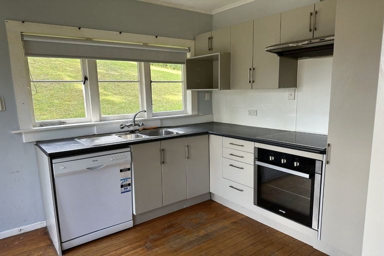 Photo of property in 43b Hook Road, Paparoa, 0571