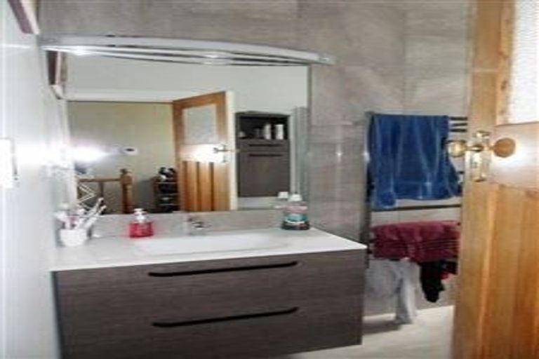 Photo of property in 152 Upland Road, Kelburn, Wellington, 6012