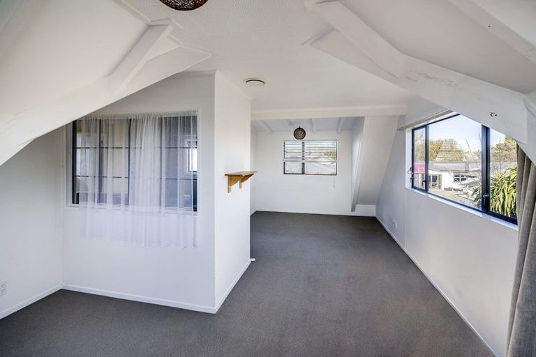 Photo of property in 2a Trent Street, Taradale, Napier, 4112