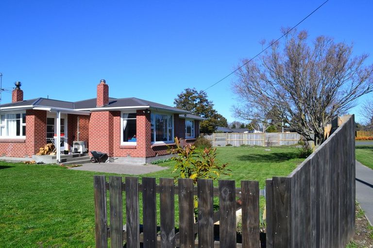 Photo of property in 56 North Terrace, Darfield, 7510