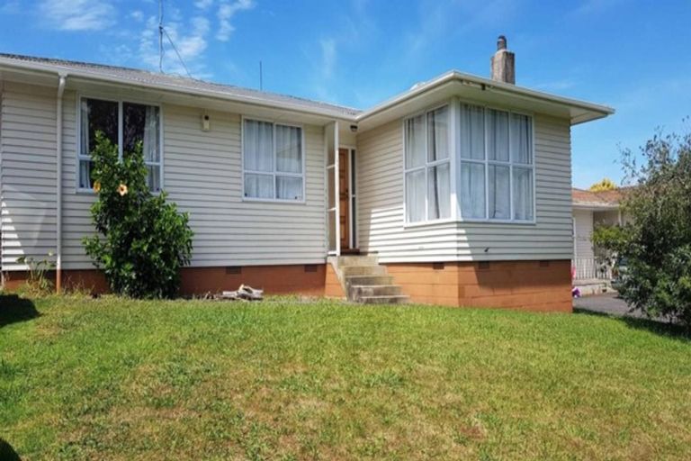 Photo of property in 36 Larne Avenue, Pakuranga Heights, Auckland, 2010