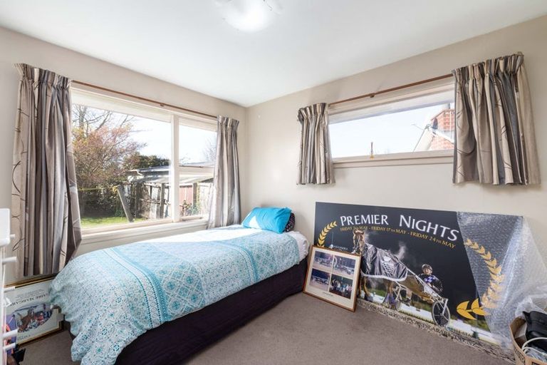 Photo of property in 21 Norrie Street, Redwood, Christchurch, 8051
