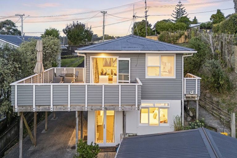 Photo of property in 66 Verbena Road, Birkdale, Auckland, 0626