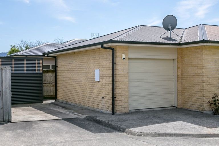 Photo of property in 40a William Wong Place, Carterton, 5713