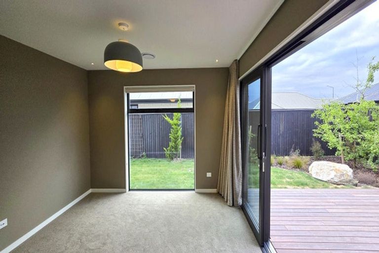 Photo of property in 22 Lorenzos Lane, Halswell, Christchurch, 8025
