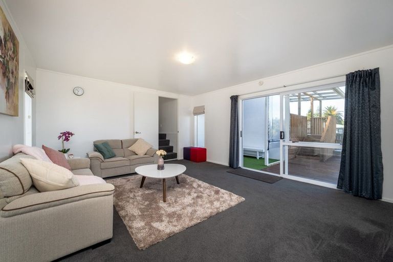 Photo of property in 6 Rosina Place, Pakuranga, Auckland, 2010