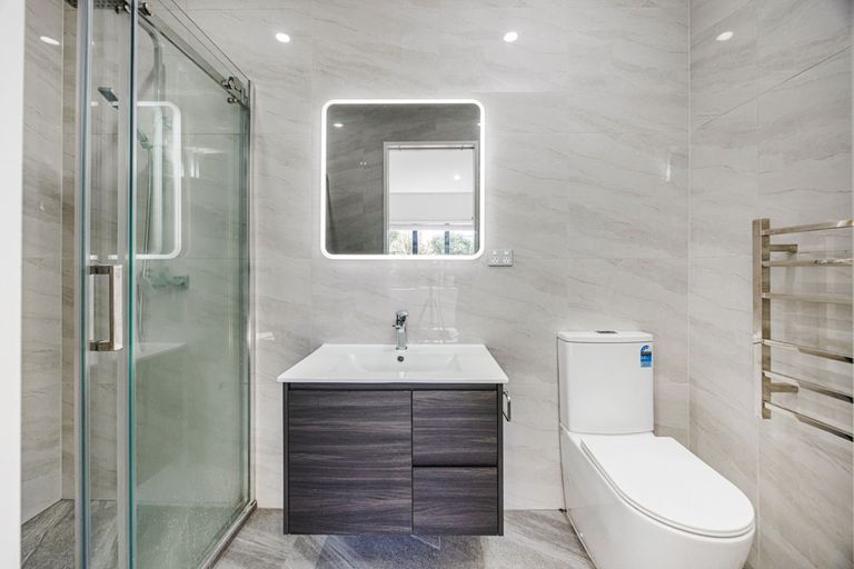 Photo of property in 1b Bennett Road, Pakuranga, Auckland, 2010