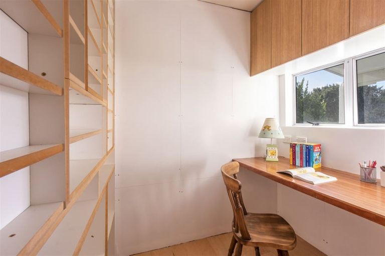 Photo of property in 68 Broderick Road, Johnsonville, Wellington, 6037