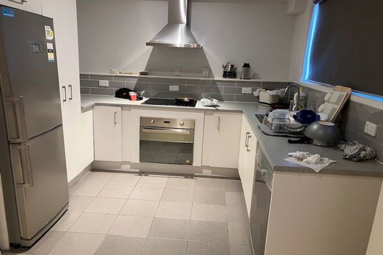 Photo of property in 16a Collie Street, Hillpark, Auckland, 2102