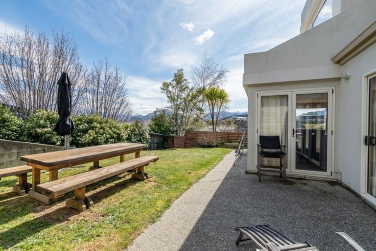 Photo of property in 11 Scaife Place, Wanaka, 9305