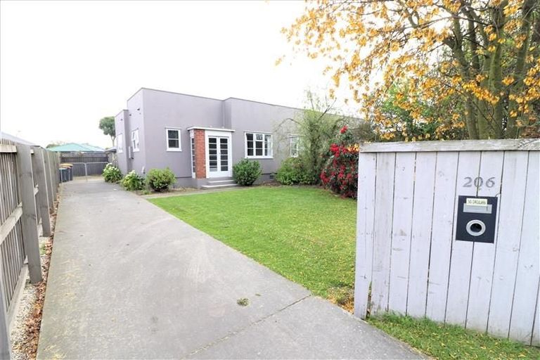 Photo of property in 206 Blenheim Road, Riccarton, Christchurch, 8041