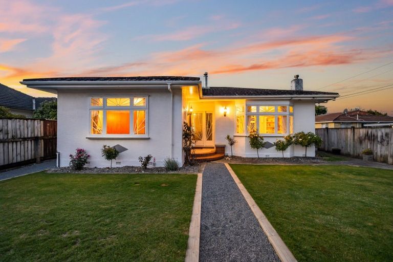 Photo of property in 56 Martin Street, Wallaceville, Upper Hutt, 5018