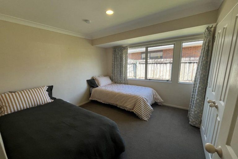 Photo of property in 384 Mangorei Road, Merrilands, New Plymouth, 4312