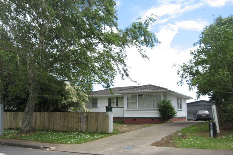 Photo of property in 19 Jupiter Street, Rosehill, Papakura, 2113
