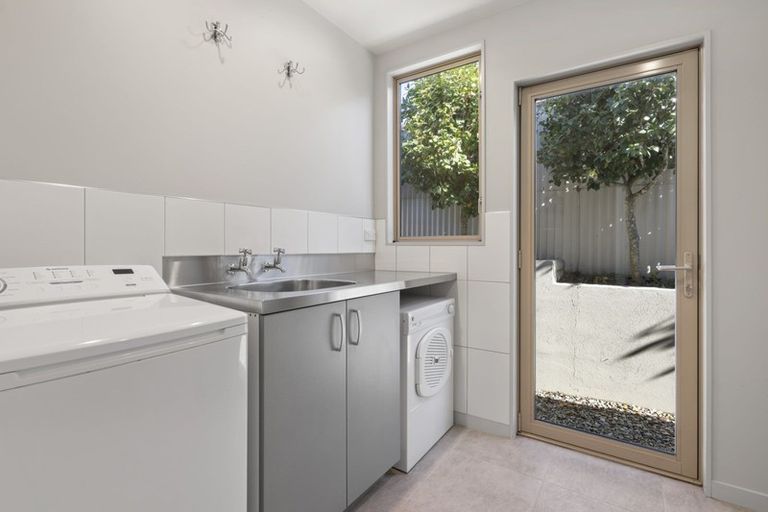 Photo of property in 21 Hood Crescent, Arrowtown, 9302