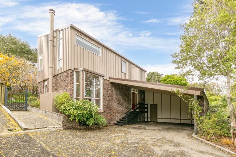 Photo of property in 7 Nadia Grove, Khandallah, Wellington, 6035