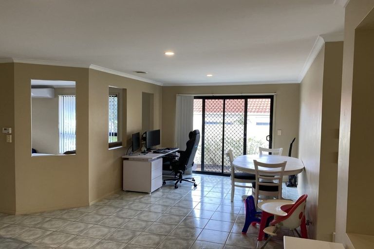 Photo of property in 90 Pinecrest Drive, Gulf Harbour, Whangaparaoa, 0930