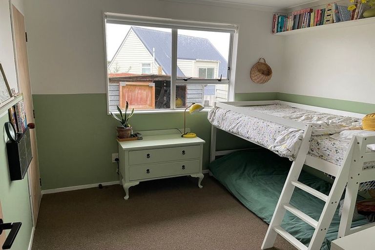 Photo of property in 71a Percy Dyett Drive, Karori, Wellington, 6012