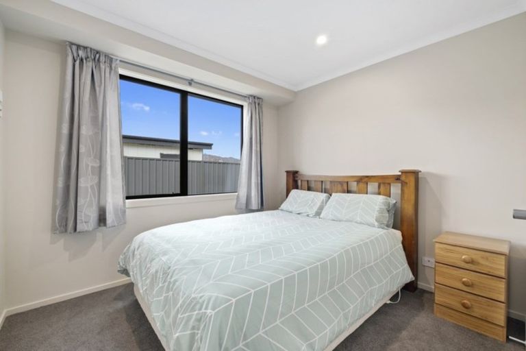 Photo of property in 78 Stratford Drive, Mount Pisa, Cromwell, 9383