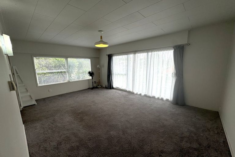 Photo of property in 73b Great North Road, Saint Johns Hill, Whanganui, 4501