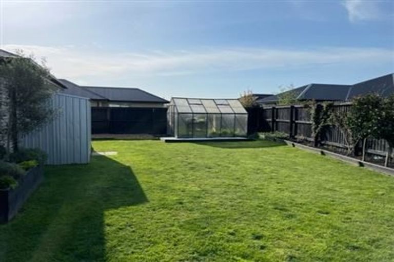 Photo of property in 4 Fearne Drive, Woodend, 7610