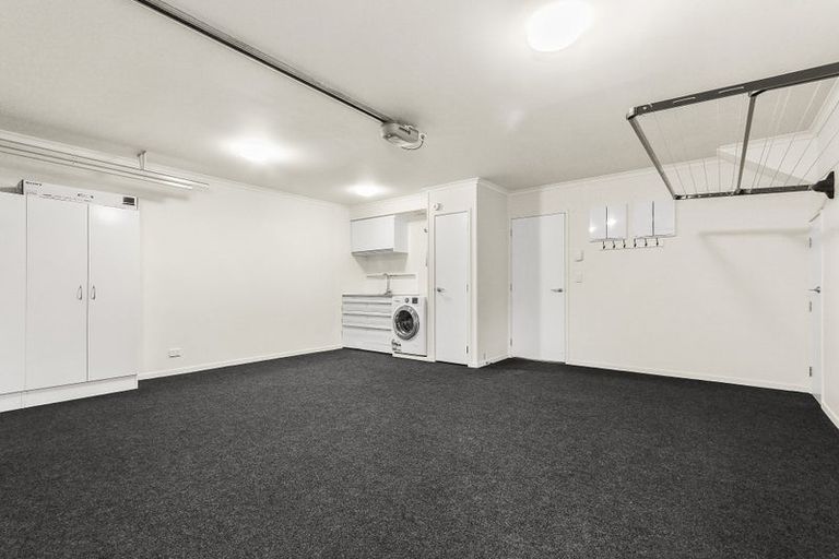 Photo of property in 625a Swanson Road, Swanson, Auckland, 0612