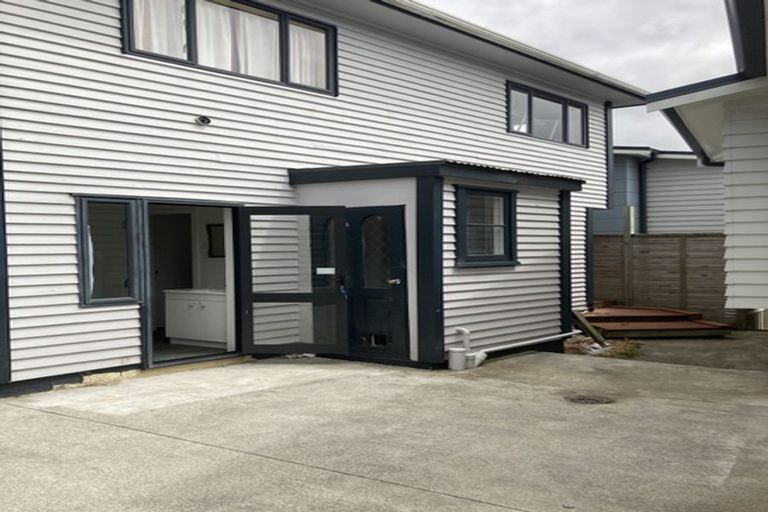 Photo of property in 49 Hindmarsh Street, Johnsonville, Wellington, 6037