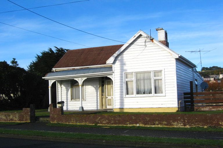 Photo of property in 6 Ocean Beach Road, Bluff, 9814