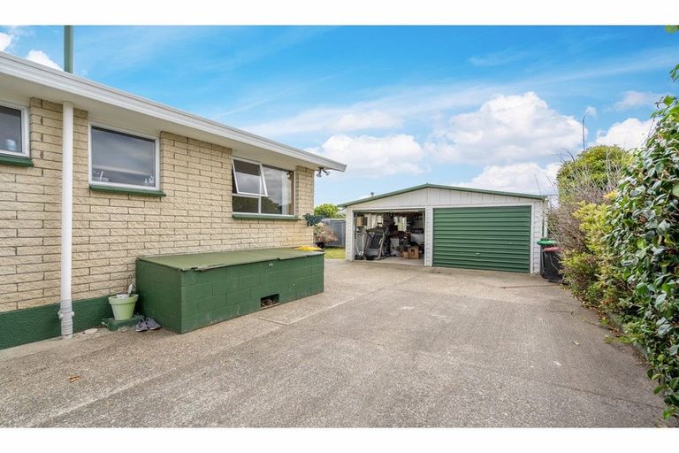 Photo of property in 66 Renfrew Street, Waikiwi, Invercargill, 9810