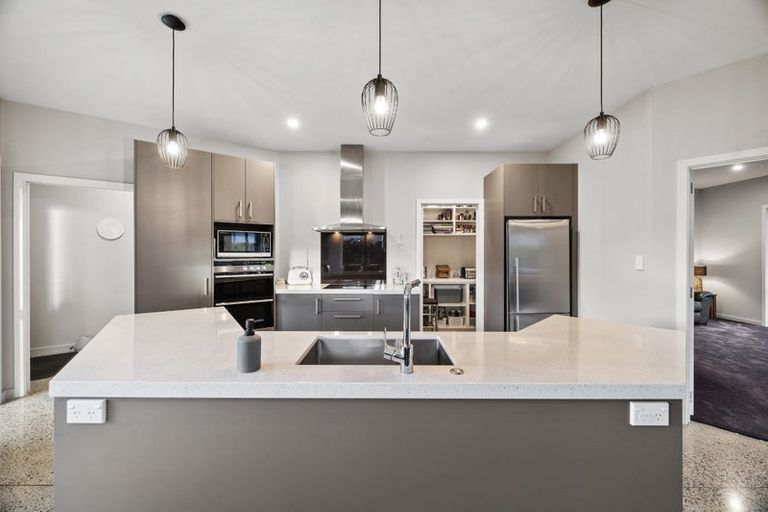 Photo of property in 14 Hamon Place, Pukehangi, Rotorua, 3015