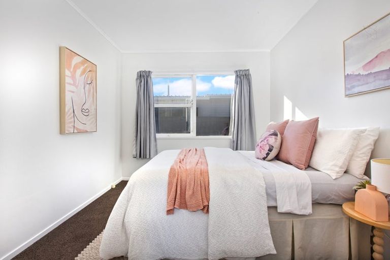 Photo of property in 253 Wellington Road, Wainuiomata, Lower Hutt, 5014