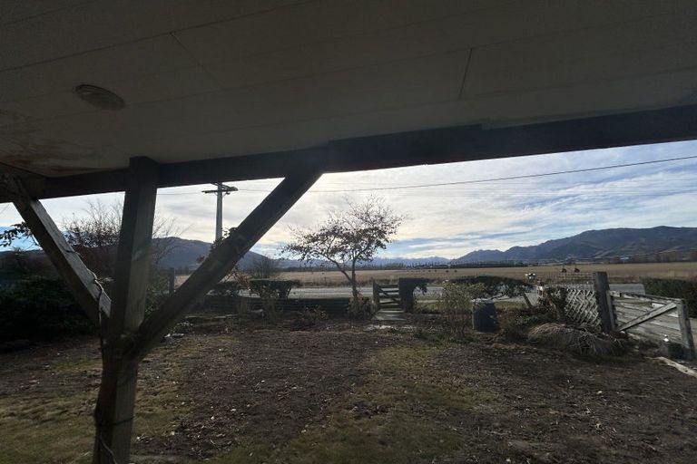 Photo of property in 542 Camp Hill Road, Hawea Flat, Wanaka, 9382