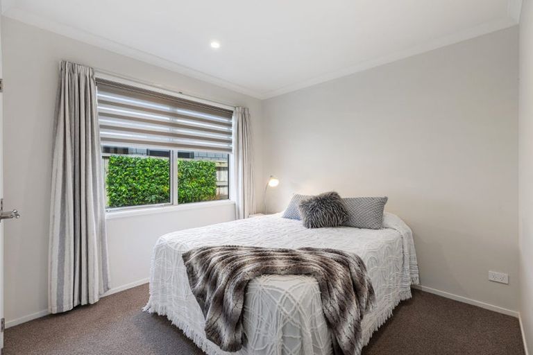 Photo of property in 77 Sandhurst Drive, Papamoa Beach, Papamoa, 3118