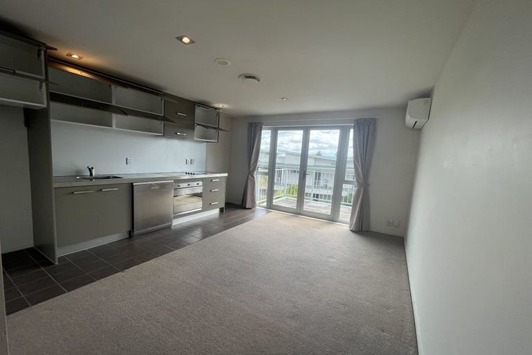 Photo of property in 26/222 Albany Highway, Schnapper Rock, Auckland, 0632