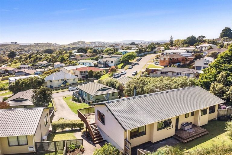 Photo of property in 18c Rose Street, Ranui, Porirua, 5024