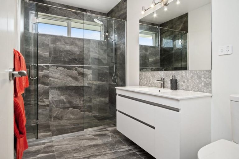 Photo of property in 98 Huia Road, Pokeno, 2472