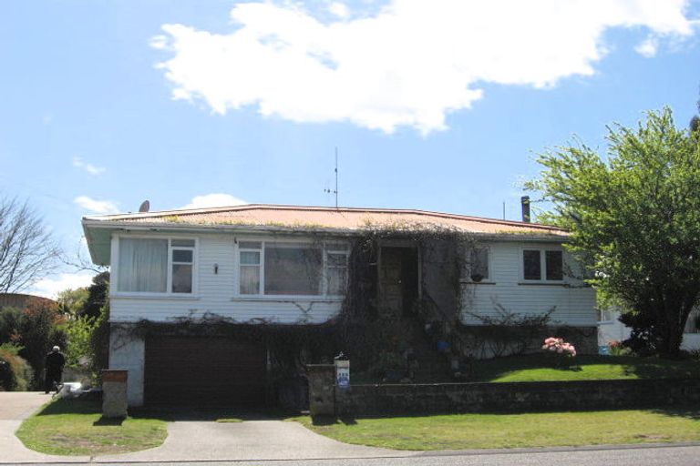 Photo of property in 2/206 Tamamutu Street, Taupo, 3330