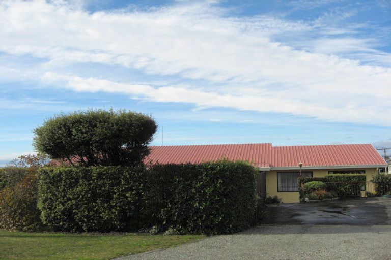 Photo of property in 20 Magdala Street, Kakanui, Oamaru, 9495
