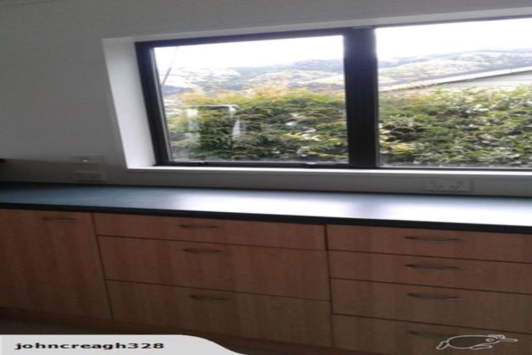 Photo of property in 27 Reserve Terrace, Lyttelton, 8082