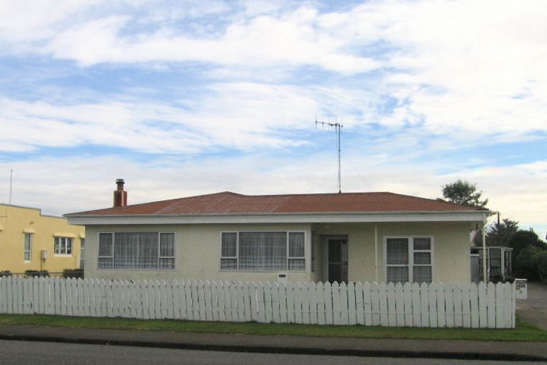 Photo of property in 1420a Woodstock Avenue, Mayfair, Hastings, 4122