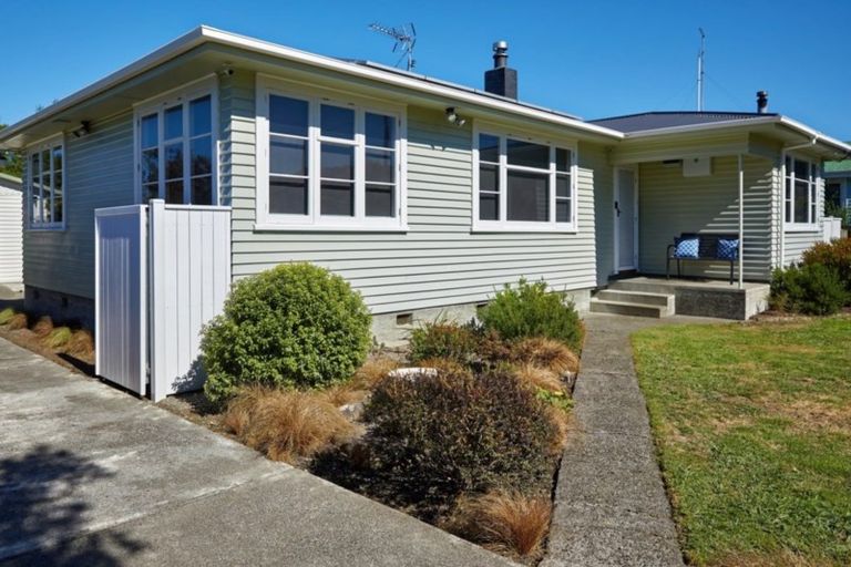 Photo of property in 20 William Benton Street, Featherston, 5710