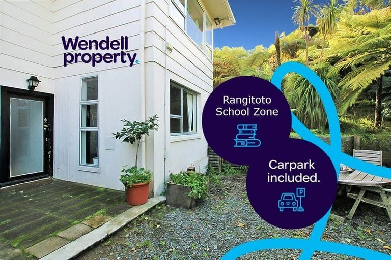 Photo of property in 27 Malters Place, Browns Bay, Auckland, 0630